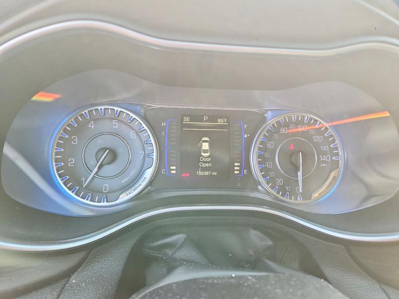 Photo 9 from auction – 2016 CHRYSLER 200 with VIN 1C3CCCAB8GN131989