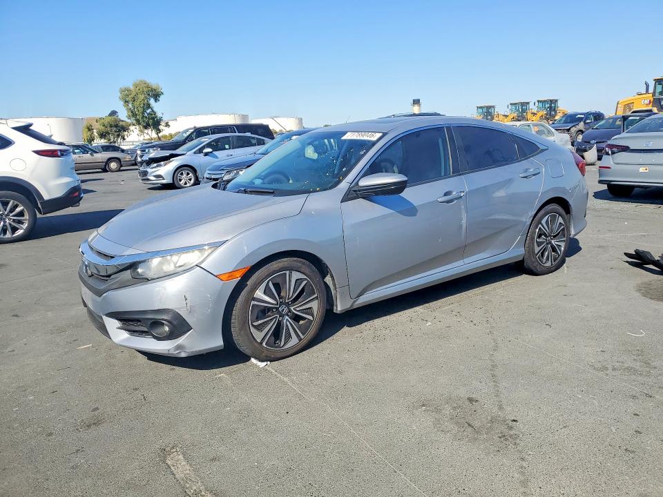 Снимка 1 от търг – 2016 HONDA CIVIC с VIN 19XFC1F7XGE206553