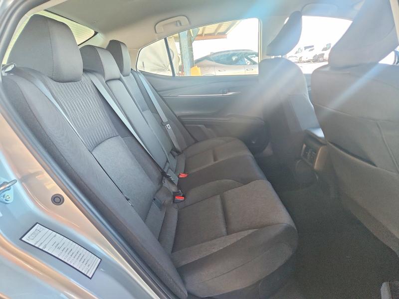 Снимка 10 от търг – 2026 TOYOTA CAMRY с VIN 4T1DAACK9TU252579