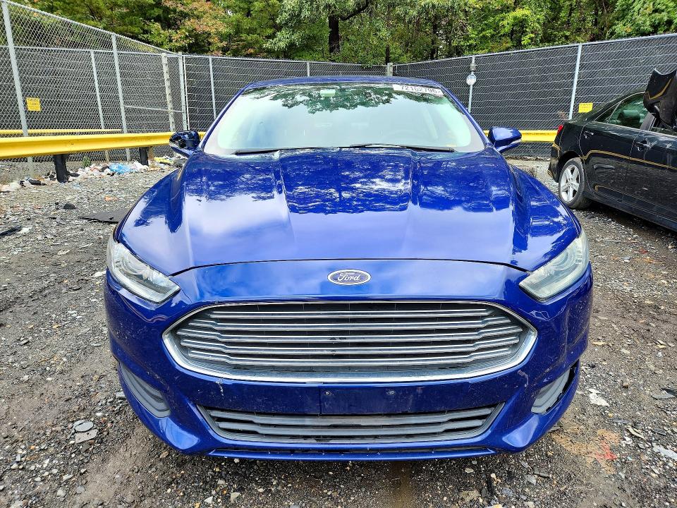 Снимка 5 от търг – 2015 FORD FUSION с VIN 3FA6P0H77FR203392