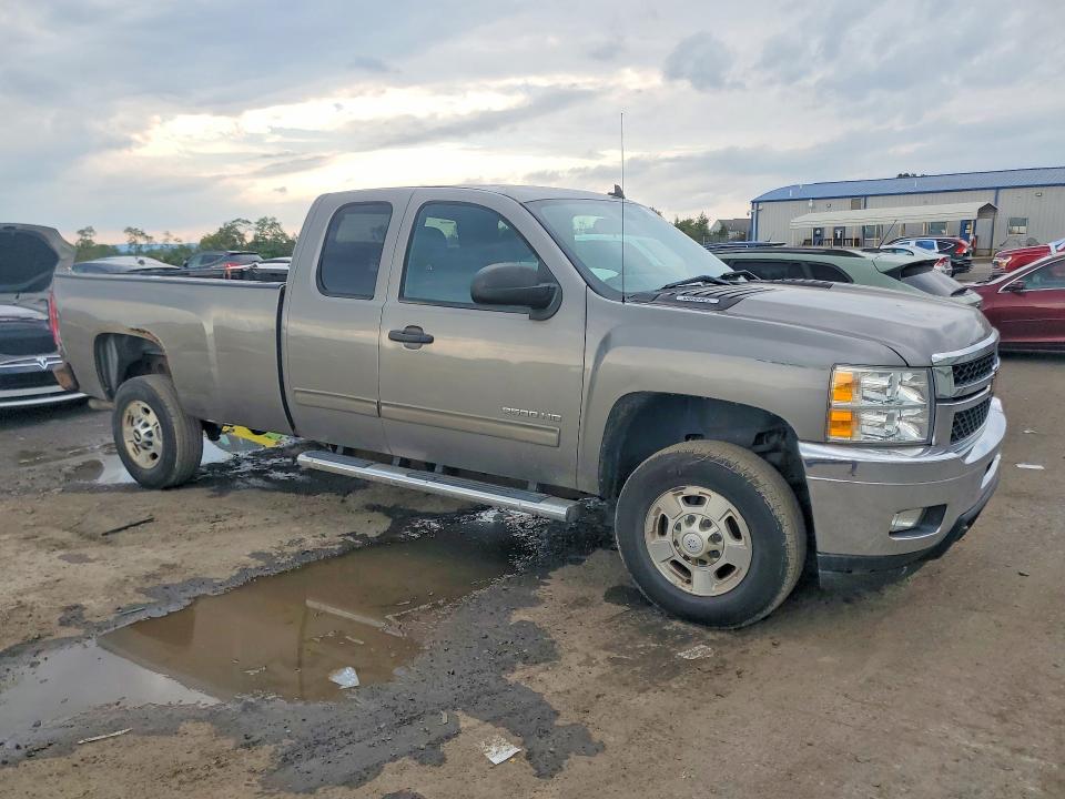 Снимка 4 от търг – 2013 CHEVROLET SILVERADO с VIN 1GC2CXCG4DZ244723