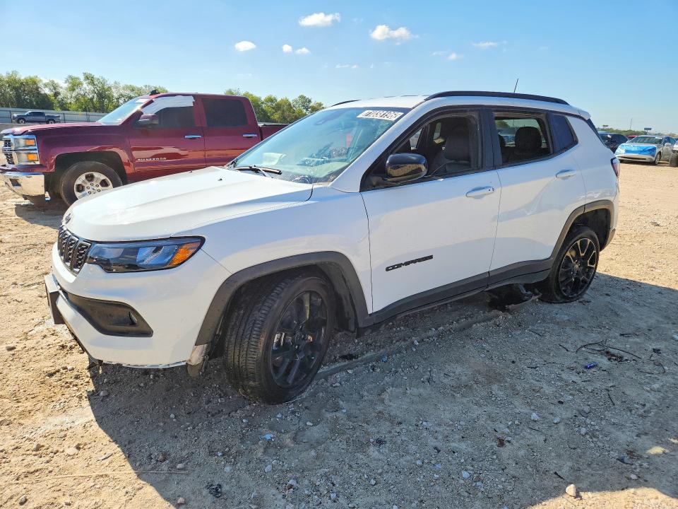 Photo 1 from auction – 2026 JEEP COMPASS with VIN 3C4NJDBN0TT216229
