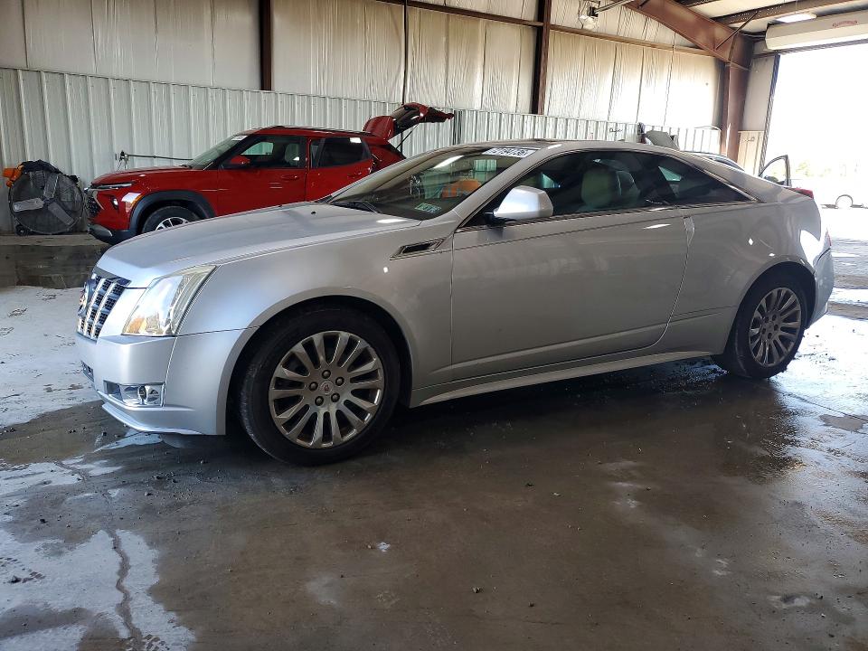 CADILLAC CTS 2012 مع رقم تعريف المركبة 1G6DL1E36C0102878 - صورة من المزاد