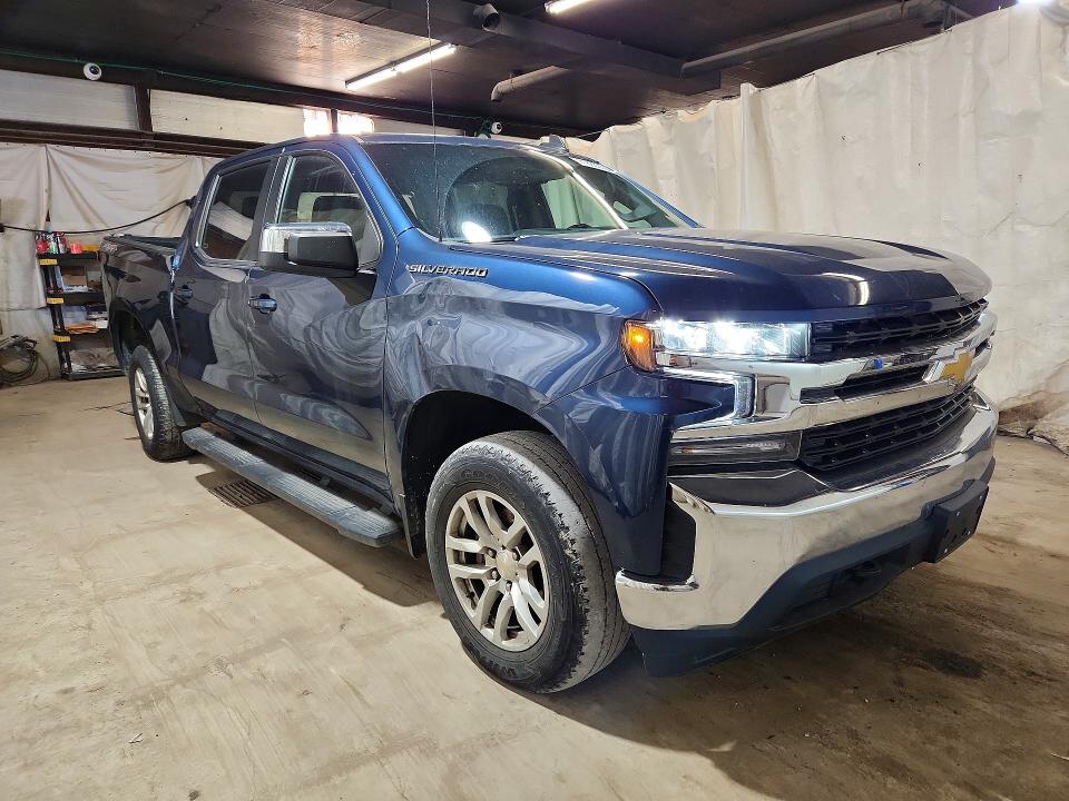 Снимка 4 от търг – 2021 CHEVROLET SILVERADO с VIN 3GCPYJEK7MG365042