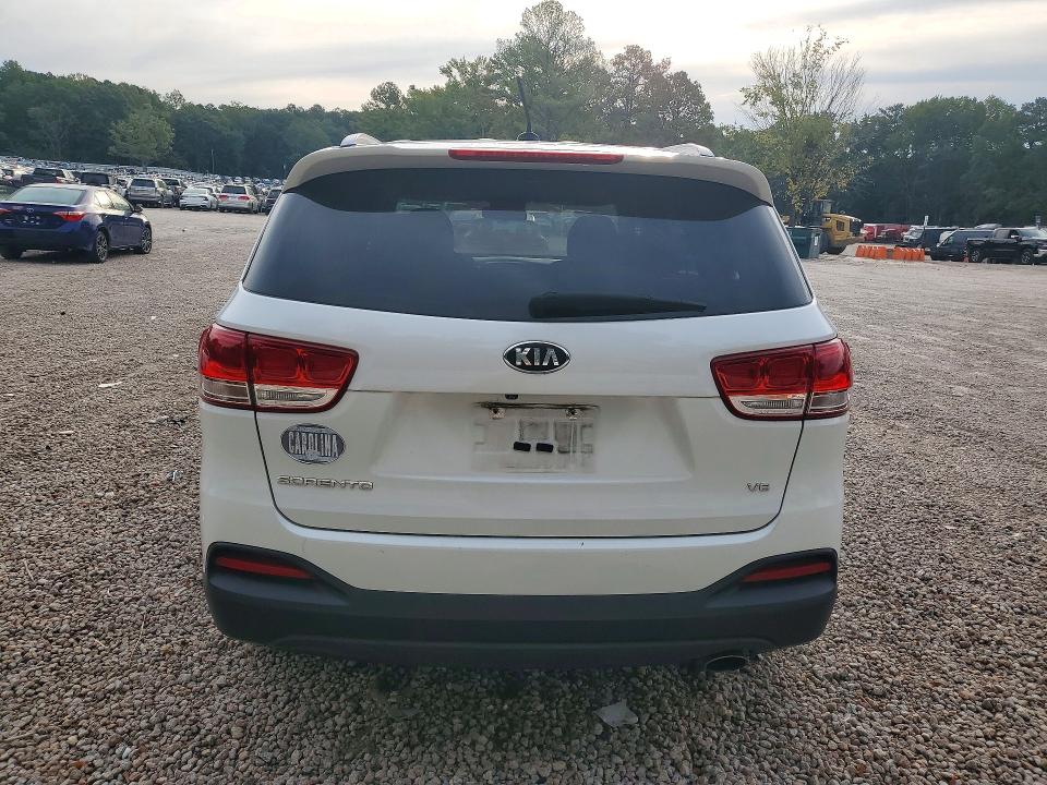 Photo 6 from auction – 2018 KIA SORENTO with VIN 5XYPG4A59JG361427