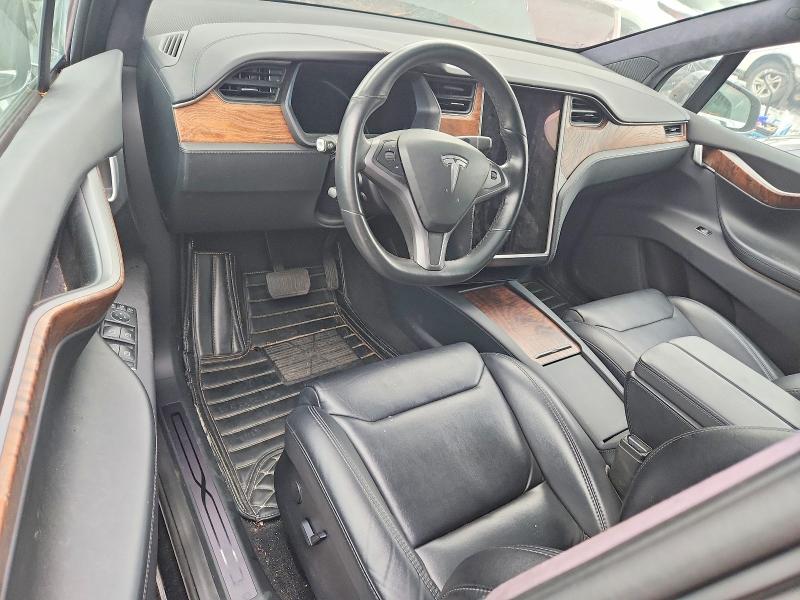 Снимка 8 от търг – 2019 TESLA MODEL X с VIN 5YJXCAE2XKF186270