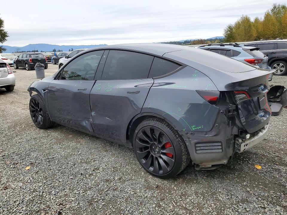 Photo 2 from auction – 2022 TESLA MODEL Y with VIN 7SAYGDEF2NF544580