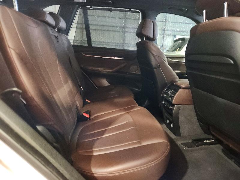 Foto 11 de la subasta – 2016 BMW X5 con VIN 5UXKR6C5XG0J82825