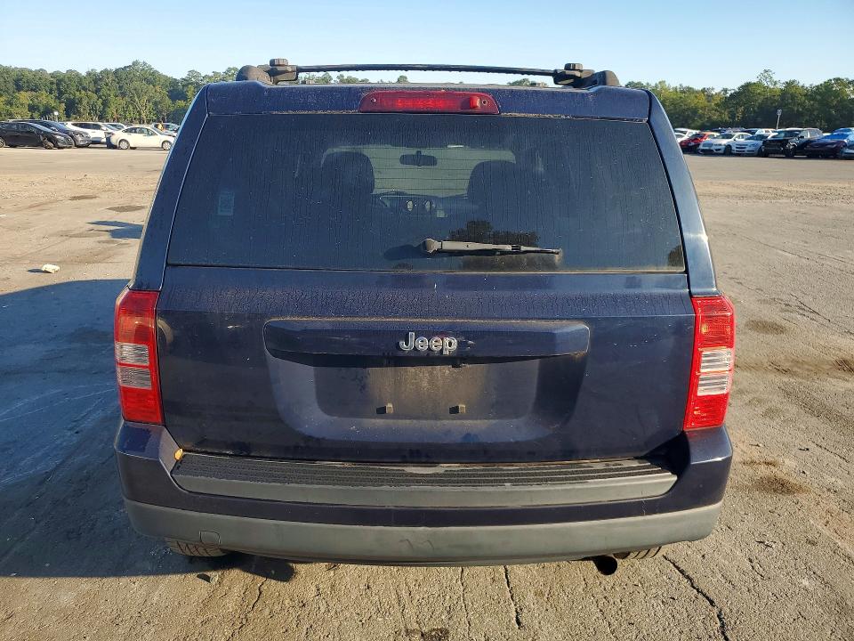 Zdjęcie 6 z aukcji – 2014 JEEP PATRIOT z VIN 1C4NJPBA0ED691614