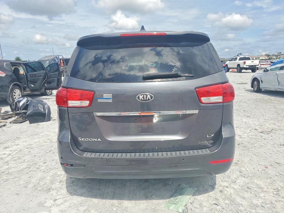 Photo 6 from auction – 2017 KIA SEDONA with VIN KNDMB5C10H6241109