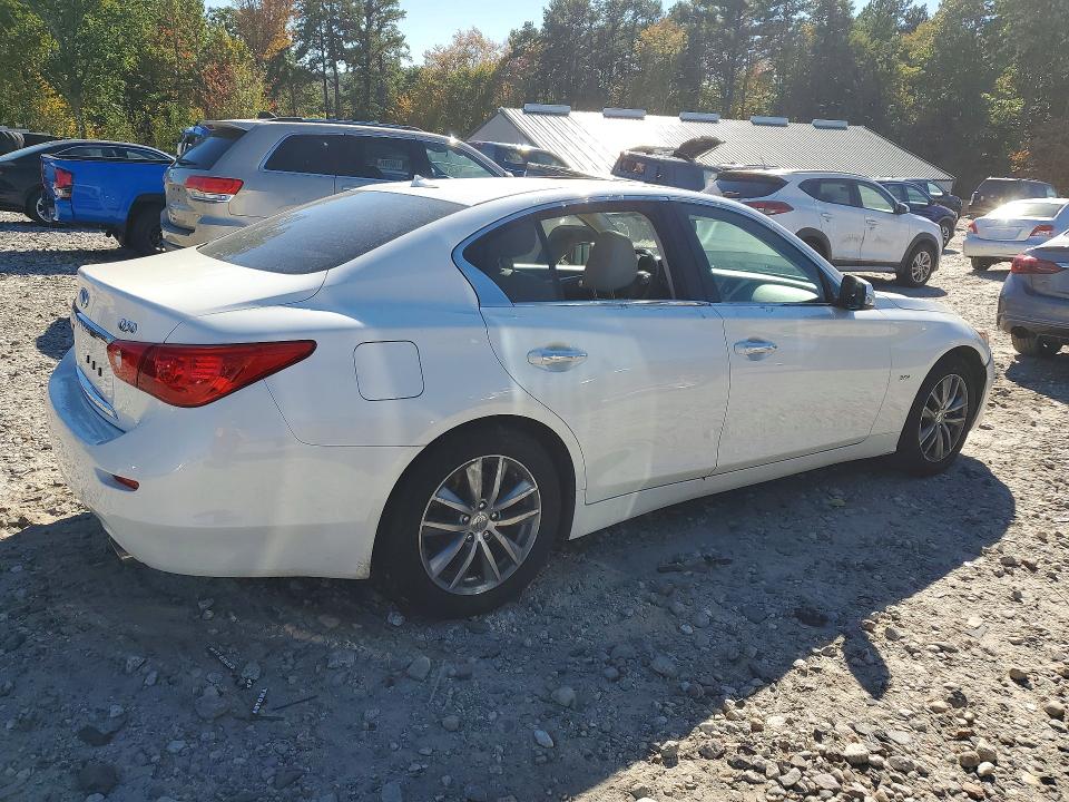 Снимка 3 от търг – 2017 INFINITI Q50 с VIN JN1EV7AR2HM833710