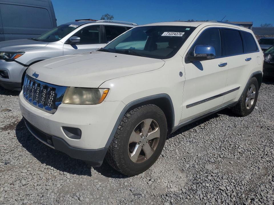 JEEP GRAND CHEROKEE 2011 with VIN 1J4RR6GG4BC606626 - Photo from auction