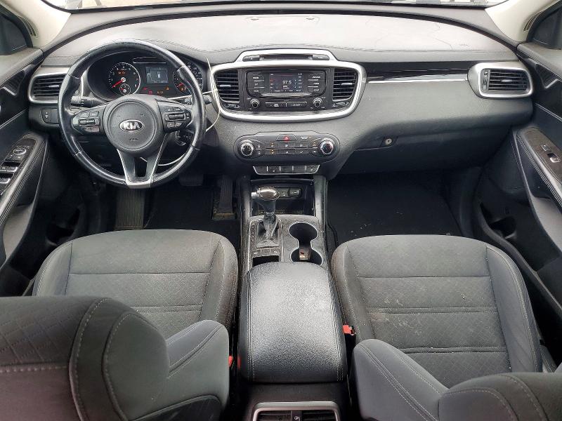 Снимка 8 от търг – 2016 KIA SORENTO с VIN 5XYPG4A37GG065880