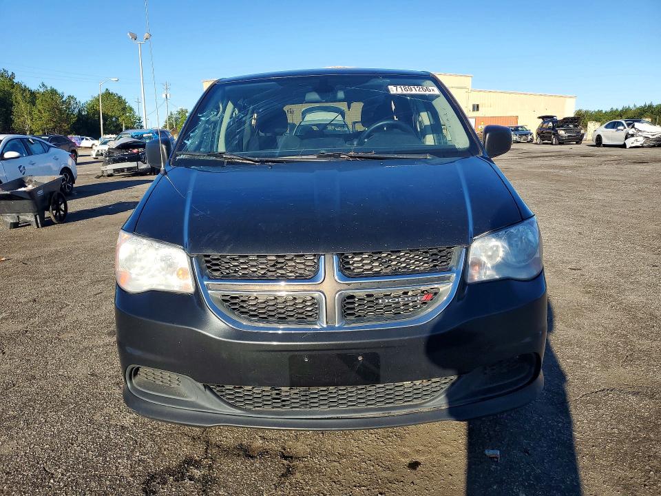 Снимка 5 от търг – 2018 DODGE GRAND CARAVAN с VIN 2C4RDGBG5JR177228