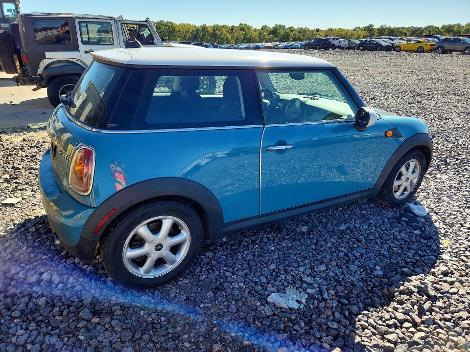 صورة رقم 3 من المزاد - 2007 MINI COOPER مع VIN WMWMF33527TT57484