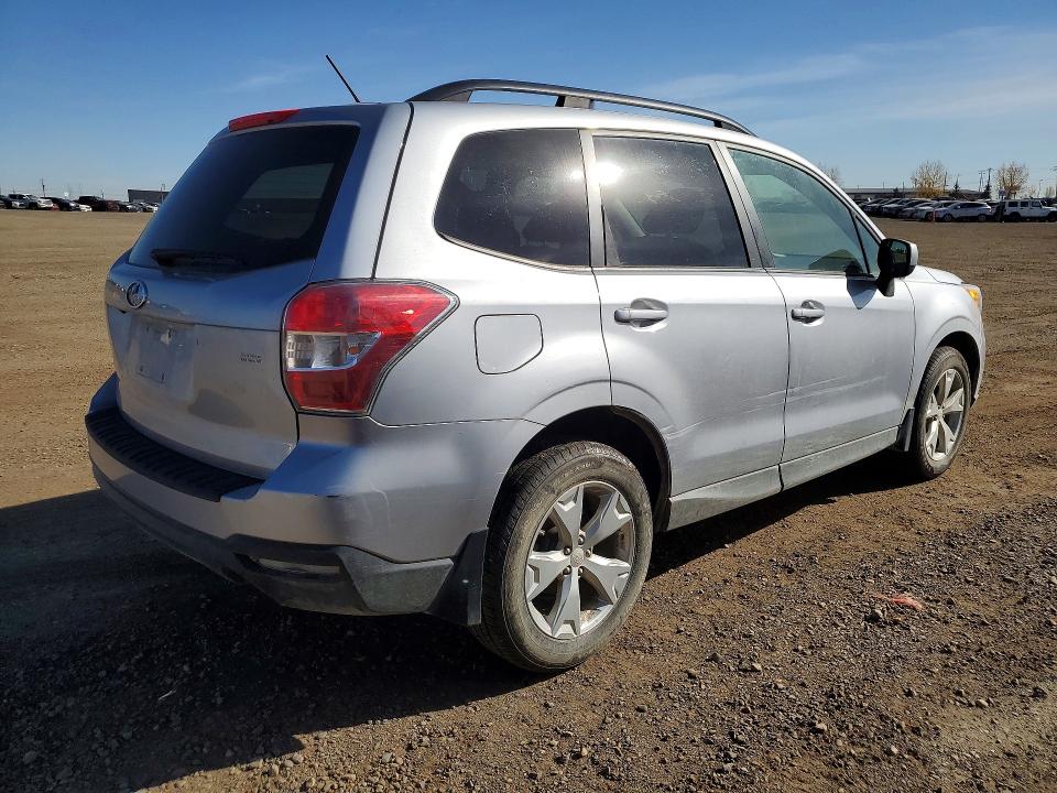 Снимка 3 от търг – 2015 SUBARU FORESTER с VIN JF2SJCCC7FH570702