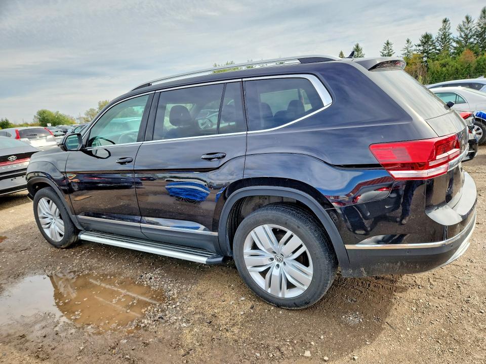 Снимка 2 от търг – 2018 VOLKSWAGEN ATLAS с VIN 1V2NR2CA4JC561019