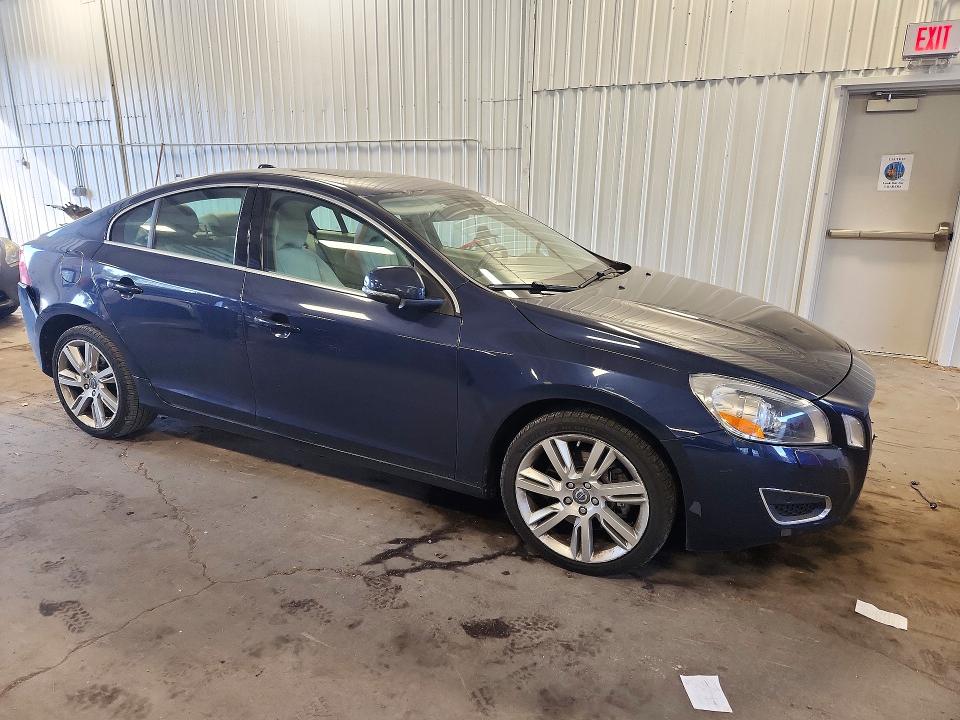 Zdjęcie 4 z aukcji – 2011 VOLVO S60 z VIN YV1902FH0B2014949