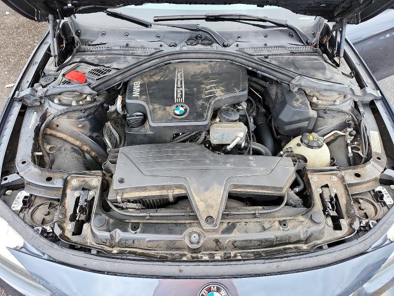 Photo 11 from auction – 2016 BMW 328 with VIN WBA8E9G54GNT47433