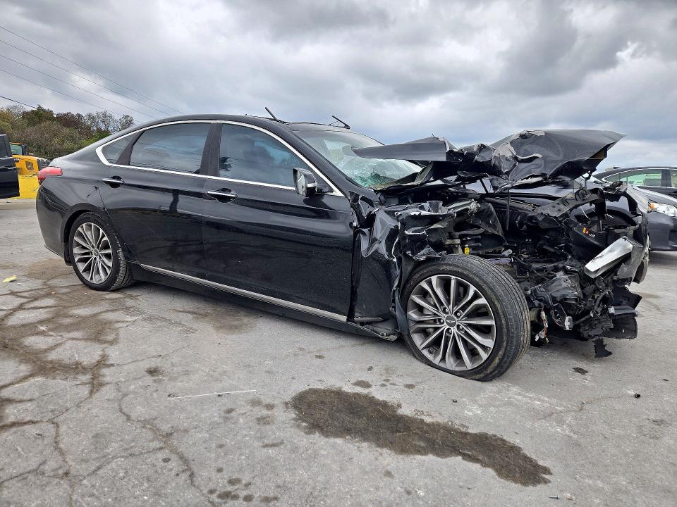 Photo 4 from auction – 2015 HYUNDAI GENESIS with VIN KMHGN4JE7FU033009