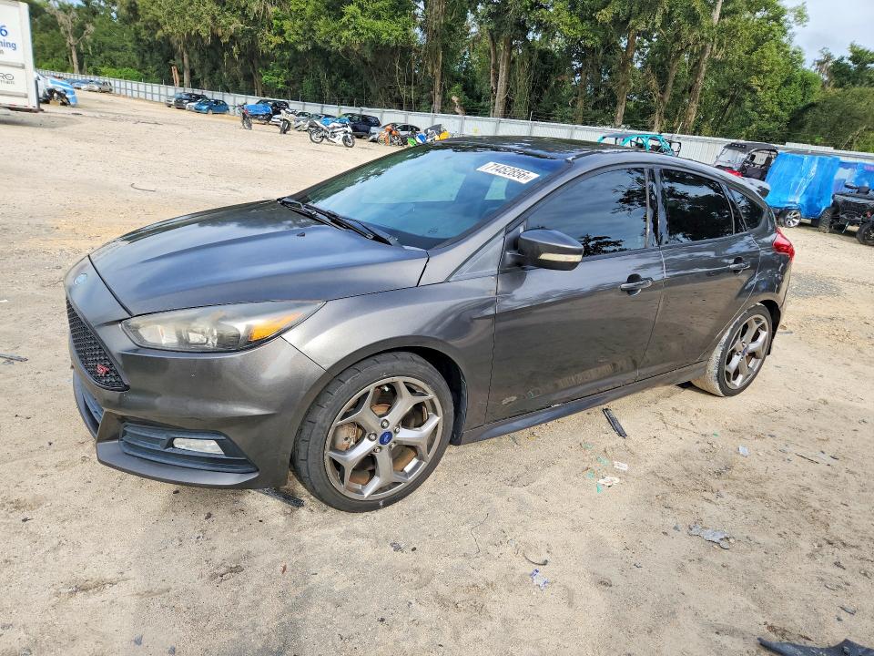 Фото 1 с аукциона – 2015 FORD FOCUS с VIN 1FADP3L90FL247203