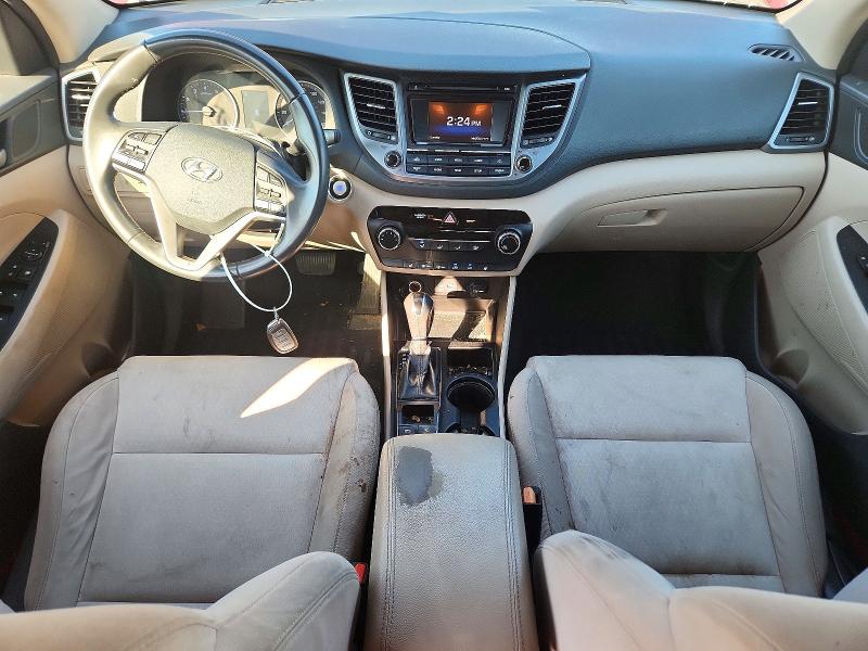 Снимка 8 от търг – 2017 HYUNDAI TUCSON с VIN KM8J3CA22HU499610