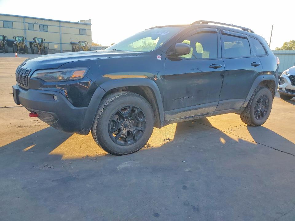 Photo 1 from auction – 2019 JEEP CHEROKEE with VIN 1C4PJMBX4KD136026
