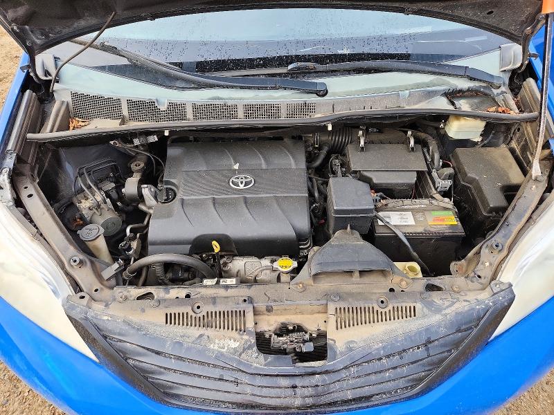 Photo 12 from auction – 2015 TOYOTA SIENNA with VIN 5TDZK3DC2FS532346