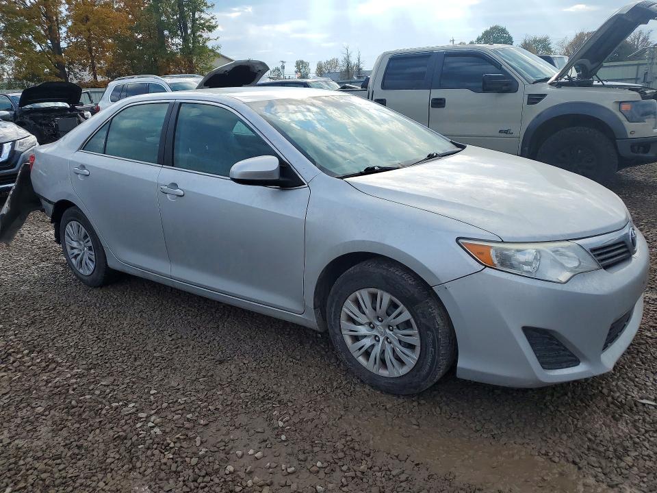 Photo 4 from auction – 2014 TOYOTA CAMRY with VIN 4T1BF1FK8EU743992