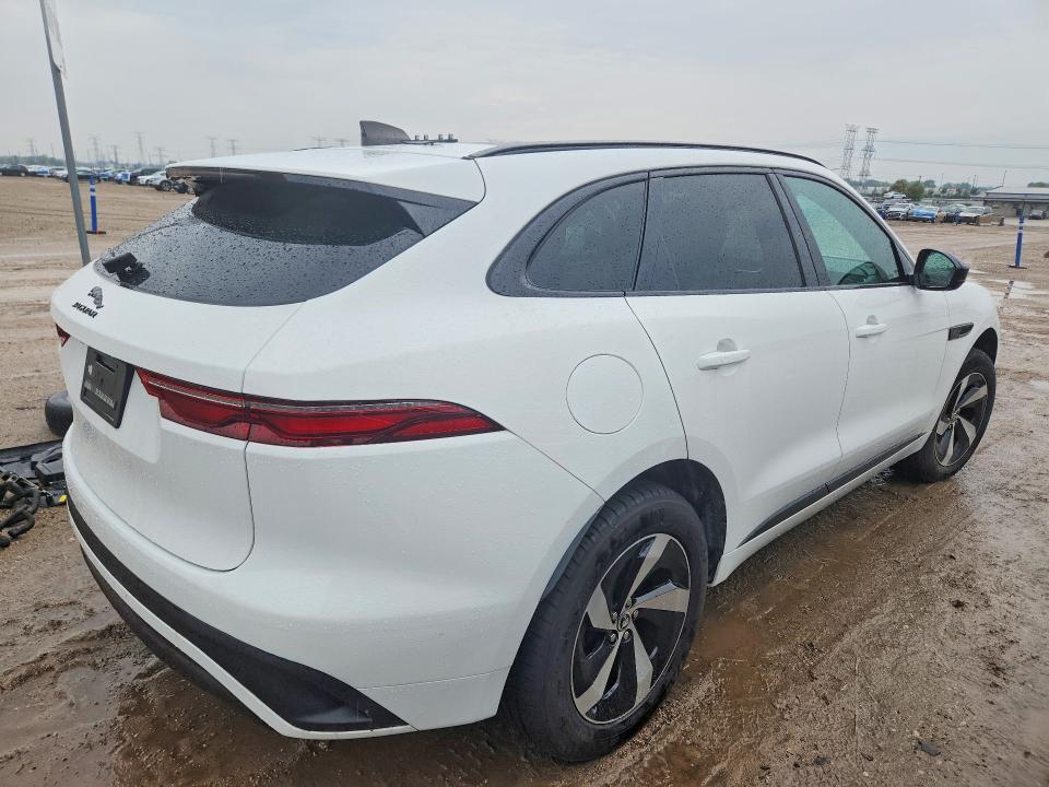 Фото 3 с аукциона – 2024 JAGUAR F-PACE с VIN SADCT2EX6RA739309