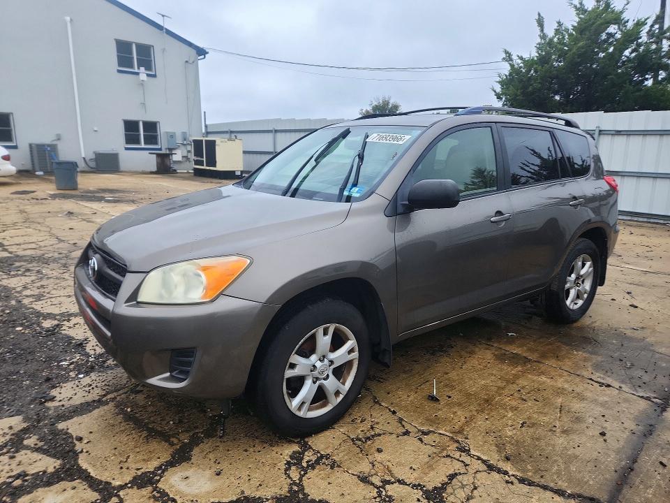 TOYOTA RAV4 2012 с VIN JTMBF4DV9C5057812 - Снимка от търг