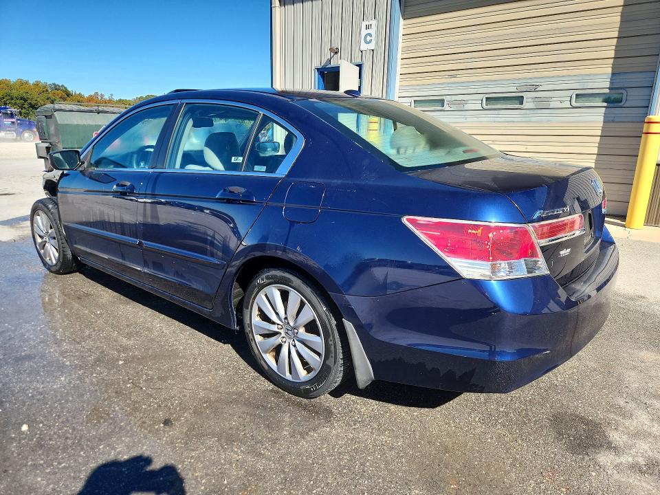 Снимка 2 от търг – 2012 HONDA ACCORD с VIN 1HGCP2F87CA163150