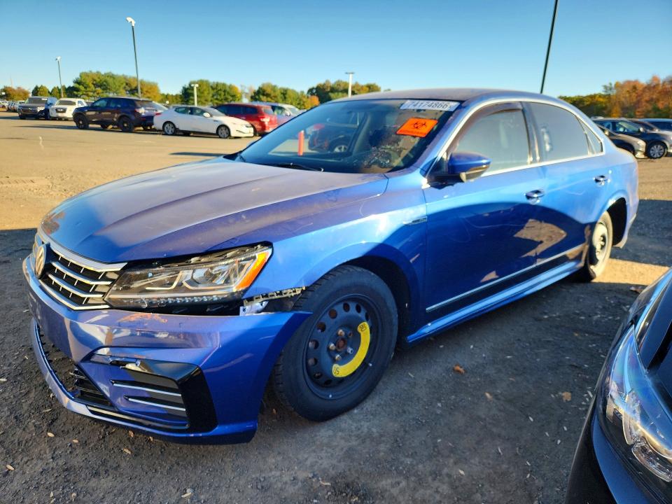 VOLKSWAGEN PASSAT 2017 with VIN 1VWDT7A32HC020199 - Photo from auction