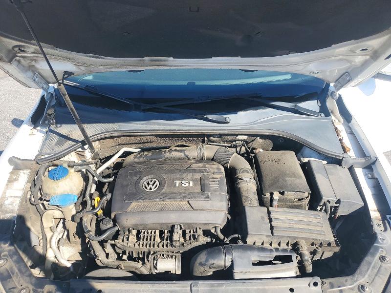 Photo 11 from auction – 2015 VOLKSWAGEN PASSAT with VIN 1VWBT7A35FC019357