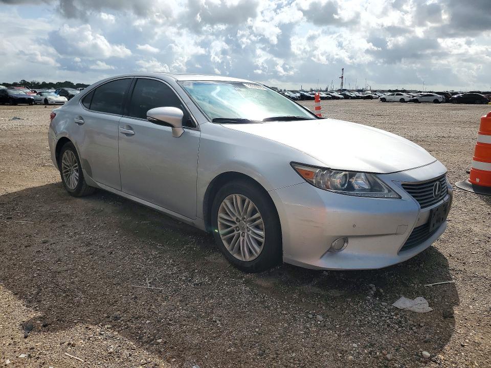 Фото 4 с аукциона – 2013 LEXUS ES с VIN JTHBK1GG5D2001522