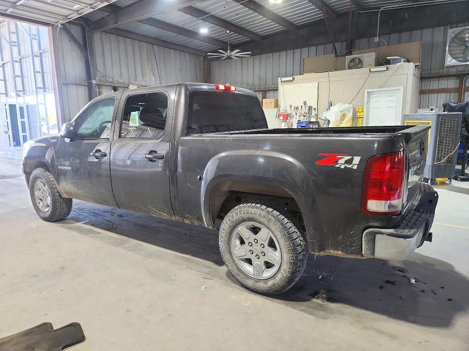 Фото 2 с аукциона – 2011 GMC SIERRA с VIN 3GTP2VE36BG254075