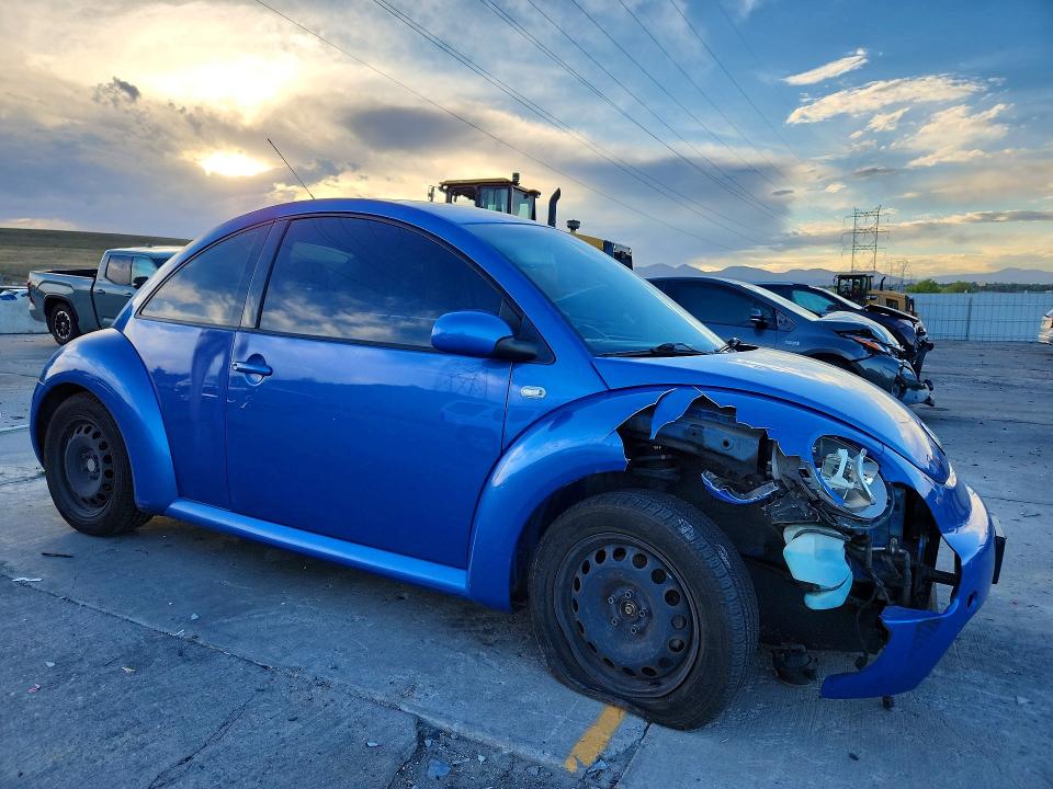 Photo 4 from auction – 2001 VOLKSWAGEN NEW BEETLE with VIN 3VWCB21C31M454573