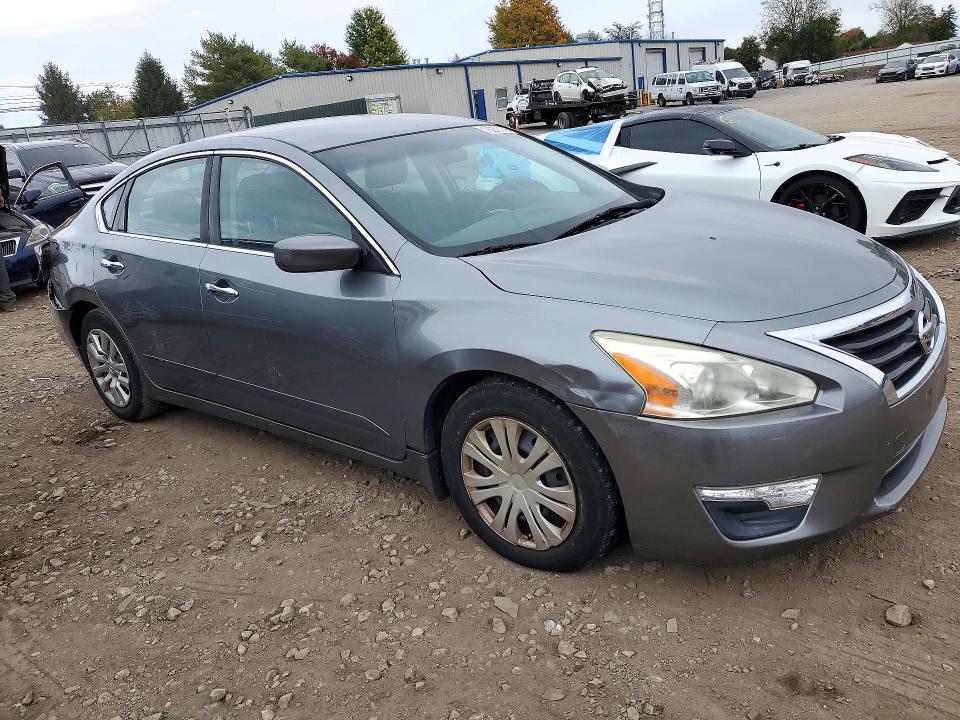 Снимка 4 от търг – 2015 NISSAN ALTIMA с VIN 1N4AL3AP1FC498182
