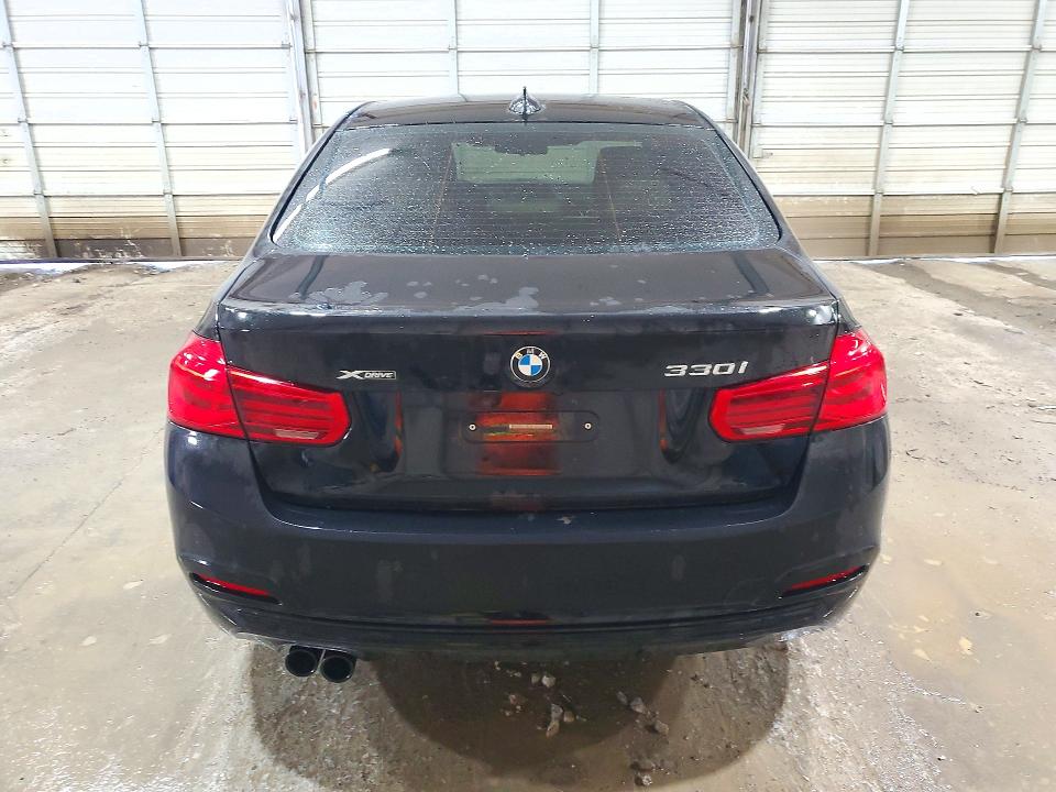 Снимка 6 от търг – 2017 BMW 330 с VIN WBA8D9G50HNT91448