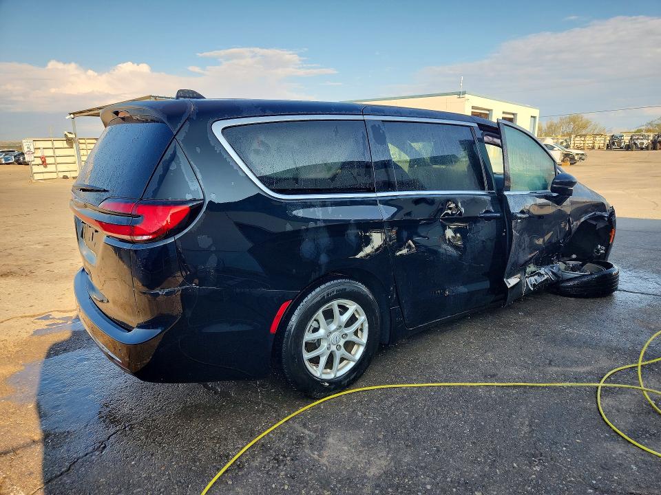 Photo 3 from auction – 2026 CHRYSLER PACIFICA with VIN 2C4RC1BG7TR200737