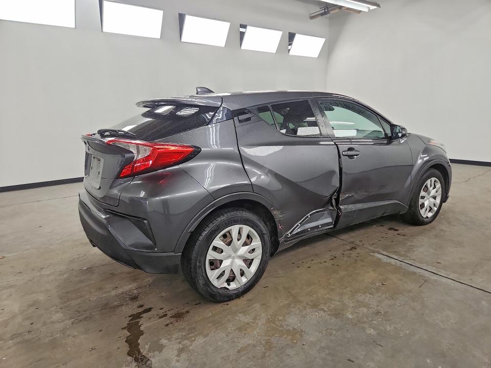 Photo 3 from auction – 2021 TOYOTA C-HR with VIN NMTKHMBX3MR122520