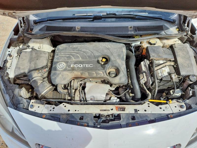 Снимка 11 от търг – 2016 BUICK CASCADA с VIN W04WT3N5XGG086615