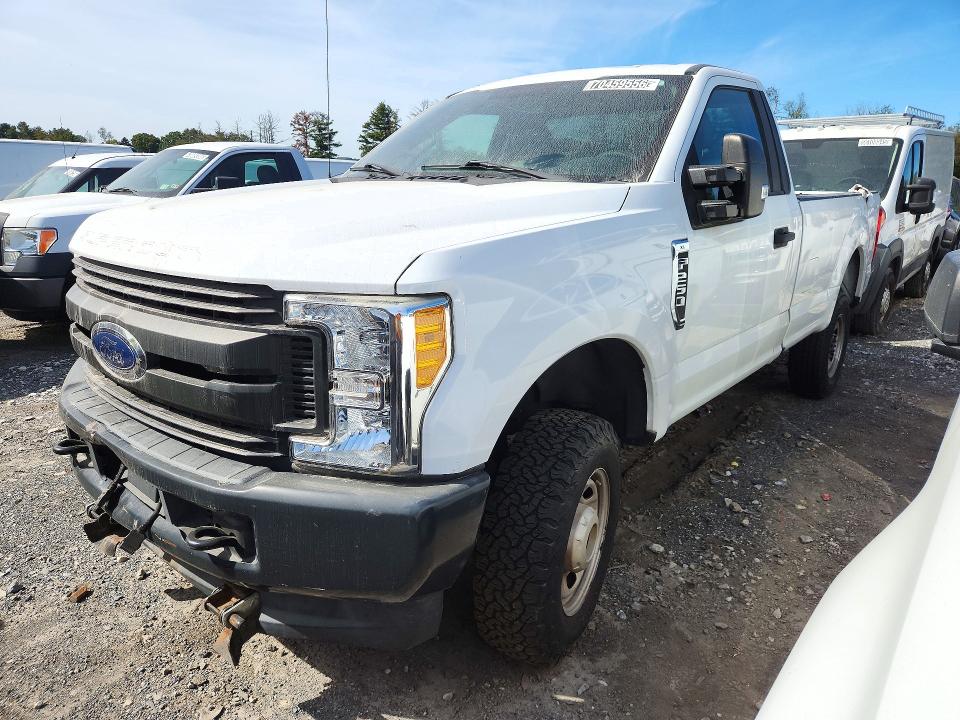 FORD F250 2017 with VIN 1FTBF2B64HED44093 - Photo from auction