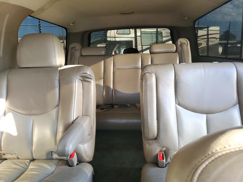 Снимка 10 от търг – 2006 GMC YUKON XL с VIN 1GKFK66U36J142156
