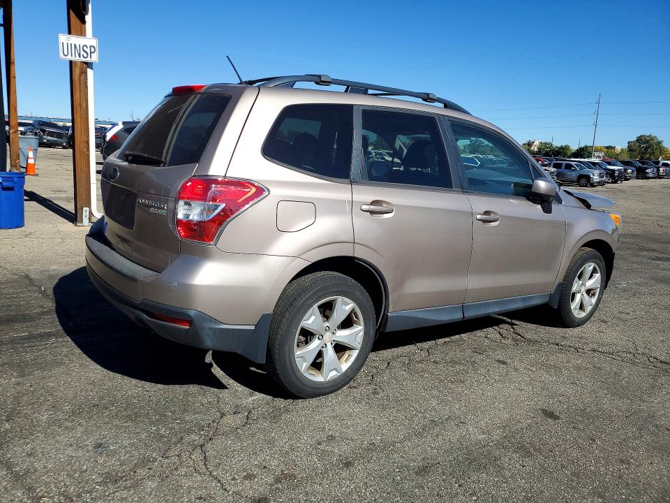 Снимка 3 от търг – 2015 SUBARU FORESTER с VIN JF2SJADC4FH583412