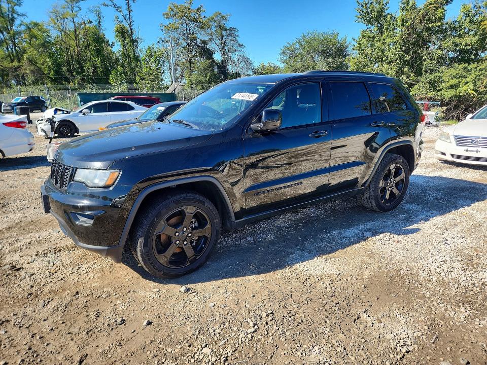 Снимка 1 от търг – 2018 JEEP GRAND CHEROKEE с VIN 1C4RJFAG1JC382011