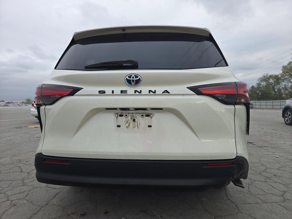 Photo 6 from auction – 2021 TOYOTA SIENNA with VIN 5TDYRKEC1MS055020