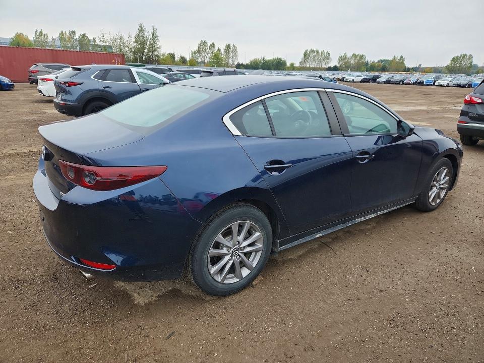 Снимка 3 от търг – 2019 MAZDA 3 с VIN 3MZBPAB76KM113260