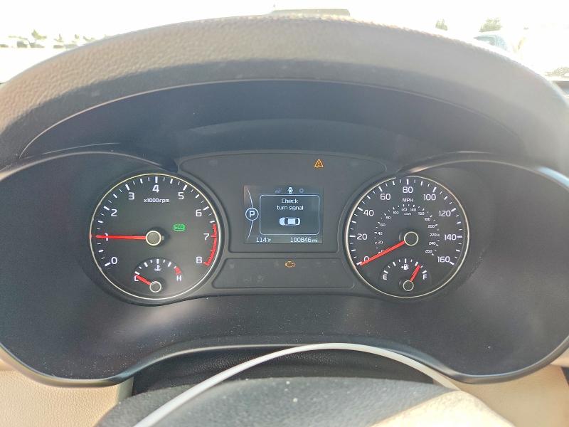Foto 9 de la subasta – 2017 KIA OPTIMA con VIN 5XXGT4L33HG156319