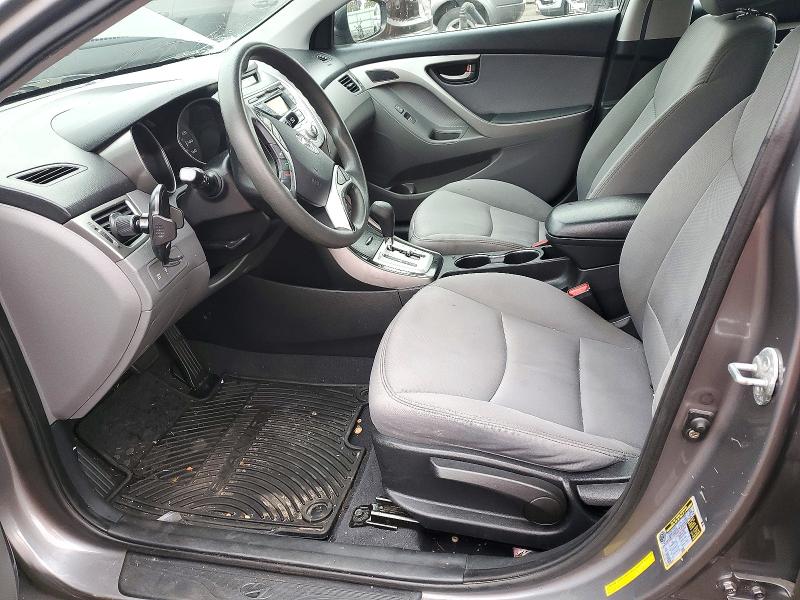 Photo 7 from auction – 2012 HYUNDAI ELANTRA with VIN 5NPDH4AE2CH093901